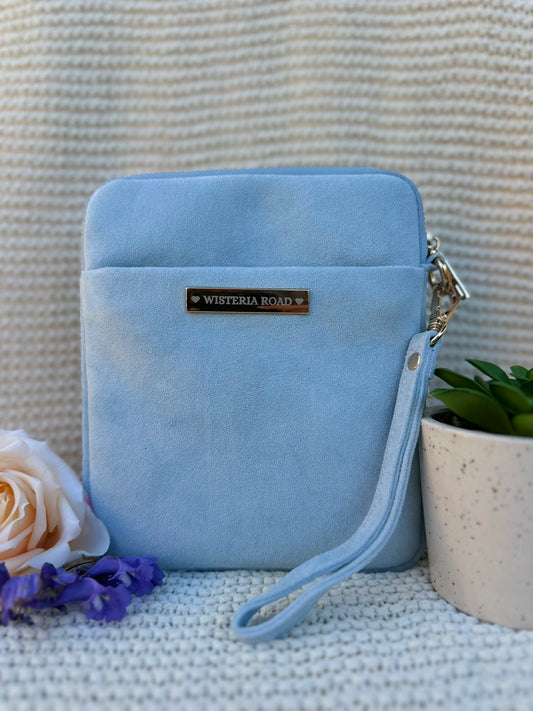 PREORDER Dragonheart Luxe E-Reader Carrier Bag