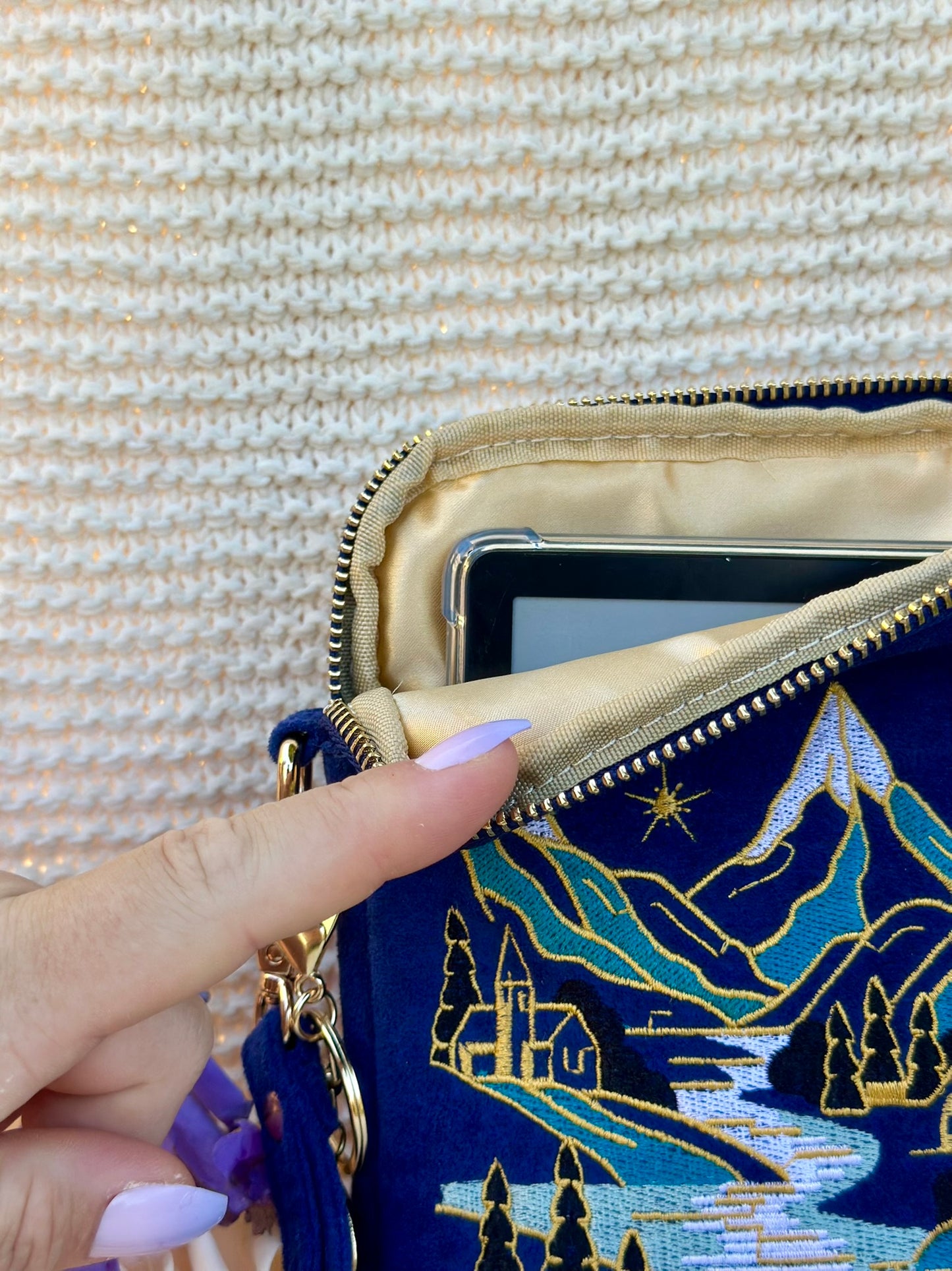 PREORDER Starlight Luxe E-Reader Carrier Bag