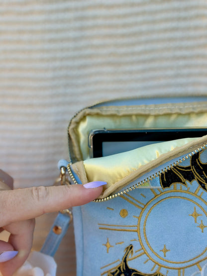 PREORDER Dragonheart Luxe E-Reader Carrier Bag